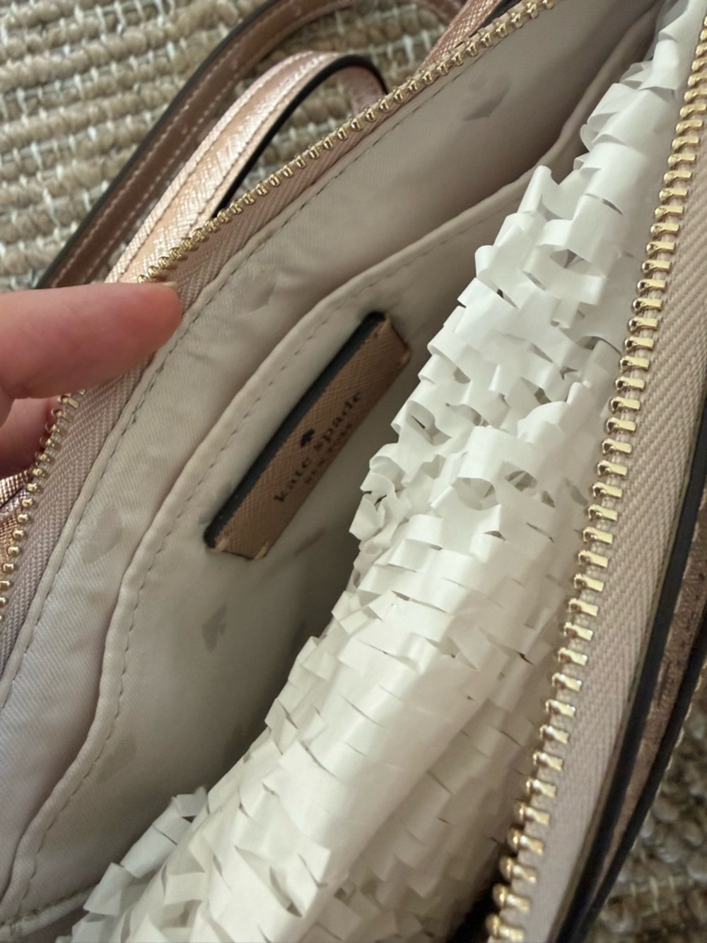 NWT Kate Spade New York Rose Gold Glitter Crossbody Bag - Picture 4 of 5